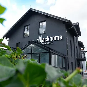 Blackhome I Contactless Check-in Aparthotel